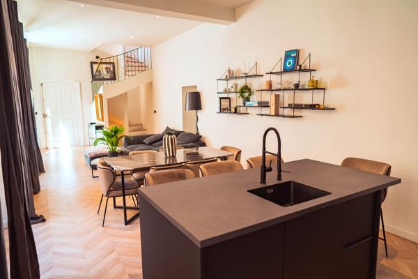 Bel appartement dans un hôtel particulier