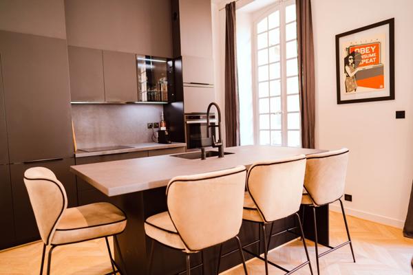 Bel appartement dans un hôtel particulier