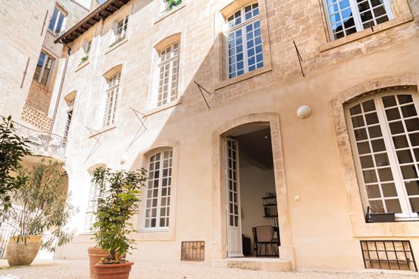 Bel appartement dans un hôtel particulier