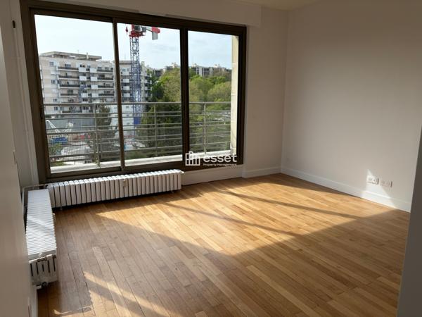 Location Appartement 2 pièces 49 m² - Levallois-perret 92300