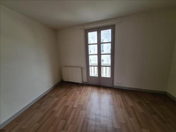 Maison à louer |  ST JEAN D ANGELY |  3 pièces | 70 m²