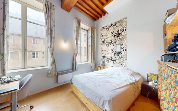 Appartement à vendre    2 pièces • 57,07 m2 Lyon 1