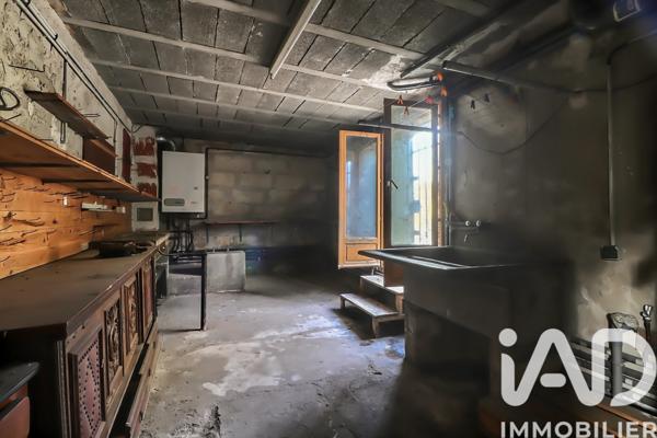 Maison à vendre 4 pièces 150 m² Uzès