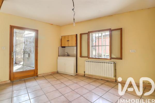 Maison à vendre 4 pièces 150 m² Uzès