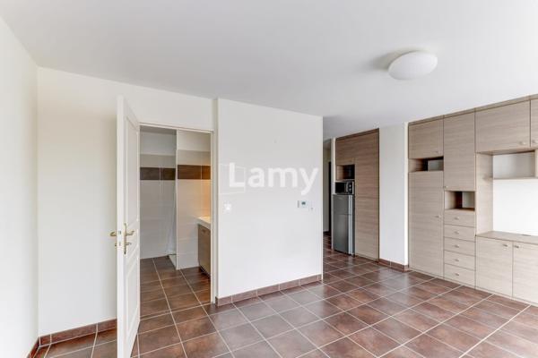 T1 bis de 30m2 avec terrasse, centre-ville proche de jaude