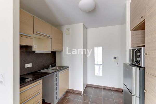 T1 bis de 30m2 avec terrasse, centre-ville proche de jaude