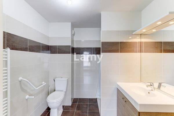 T1 bis de 30m2 avec terrasse, centre-ville proche de jaude