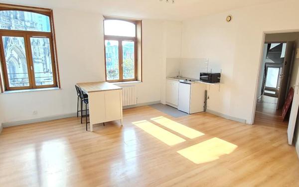 Appartement à louer    2 pièces • 50 m2 Tourcoing