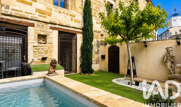 Maison à vendre 10 pièces 393,7 m² Caderousse
