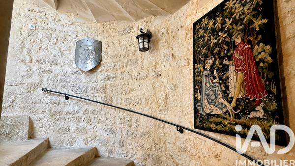 Maison à vendre 10 pièces 393,7 m² Caderousse