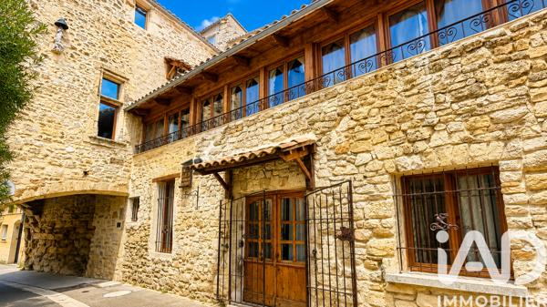 Maison à vendre 10 pièces 393,7 m² Caderousse