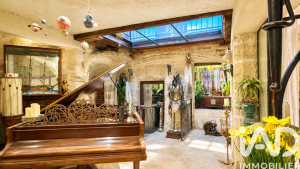 Maison à vendre 10 pièces 393,7 m² Caderousse