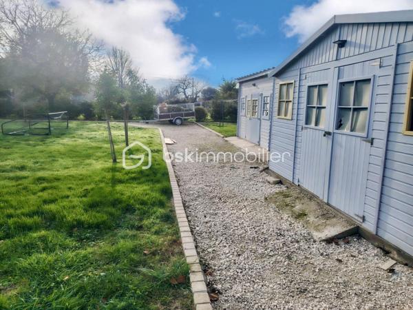 ✨ COUP DE CŒUR ASSURÉ – MAISON FAMILIALE 123 m² – 4 CHAMBRES – CAUDECOSTE ✨

Dans un environnement calme et agréable sur la commune de Caudecoste, venez découvrir cette superbe maison familiale de 123 m² où confort, espace et qualité de vie se rencontrent parfaitement.

Dès l’entrée, vous serez séduits par les beaux volumes et la luminosité naturelle qui baigne les pièces de vie. Le séjour spacieux et convivial offre un véritable espace de partage pour toute la famille, idéal pour recevoir vos proches ou profiter de chaleureux moments du quotidien. La cuisine fonctionnelle et accueillante complète harmonieusement cet espace de vie.

Côté nuit, la maison dispose de 4 belles chambres, parfaites pour accueillir une famille, aménager un bureau pour le télétravail ou créer une chambre d’amis selon vos besoins. Chaque espace a été pensé pour offrir confort et praticité au quotidien.

À l’extérieur, le véritable atout de cette propriété vous attend : un grand terrain offrant de multiples possibilités. Imaginez vos soirées d’été en terrasse, les enfants jouant en toute tranquillité, un futur espace piscine, un potager ou encore un magnifique jardin paysager… un véritable havre de paix à personnaliser selon vos envies.

🏡 123 m² habitables
🛏️ 4 chambres d'environ 14 m², équipées de dressings, ainsi qu'une suite parentale avec salle d'eau privative, et une salle de bain commune; 
🌳 Grand terrain de 1 890 m², entièrement plat et arboré, 100% constructible et piscinable, un terrain de pétanque, un bassin d'ornement de qualité et deux abris de jardin totalisant 40m²; 
☀️ Maison lumineuse avec un séjour de 50 m²;
🚗 Cadre calme et agréable;
👨‍👩‍👧‍👦 Idéal pour une famille;
📍 Proche des commodités et des axes principaux.

Cotés prestations : 
Toiture en excellente état, récemment nettoyée,
Peinture intérieures neuves,
Raccordement tout à l'égout,
Maison entièrement climatisée. 

Cette maison représente une belle opportunité pour ceux qui recherchent un cadre de vie paisible tout en restant à proximité des services essentiels.

💬 Une visite suffira pour tomber sous le charme !
📞 Contactez moi dès maintenant pour plus d’informations.