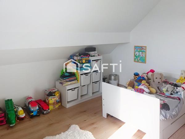 Maison individuelle d'environ 130 m² sur un terrain de 19 ares