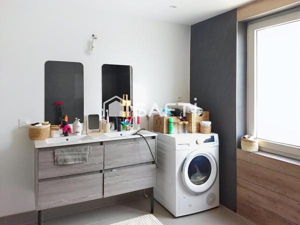 Maison individuelle d'environ 130 m² sur un terrain de 19 ares