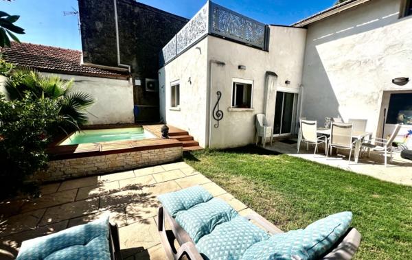 Vente Maison De village avec piscine Arles   