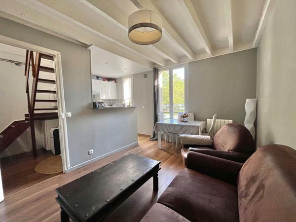 F2 duplex de 36m² au sol et 27m² Loi Carrez