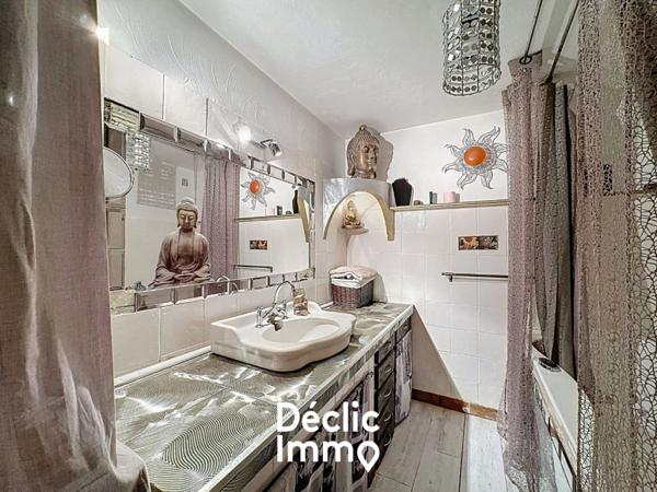 Vente appartement Roquebrune sur argens, 49m² 1 pièce 189 000€ Var