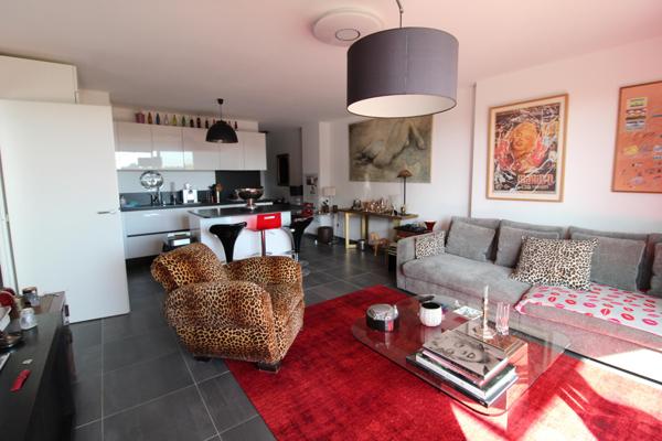 LA CIOTAT -  APPARTEMENT  RECENT - 82 M² - 3 CHAMBRES - TERRASSE - 2 BOX - 2E ETAGE/3 -