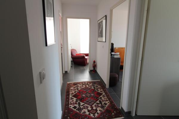 LA CIOTAT -  APPARTEMENT  RECENT - 82 M² - 3 CHAMBRES - TERRASSE - 2 BOX - 2E ETAGE/3 -
