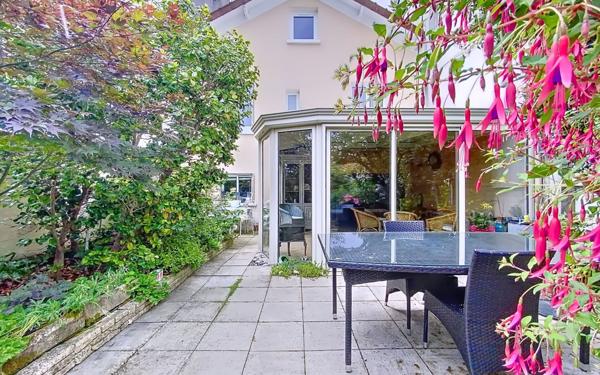 Maison à vendre    4 pièces • 75 m2 Vélizy-Villacoublay