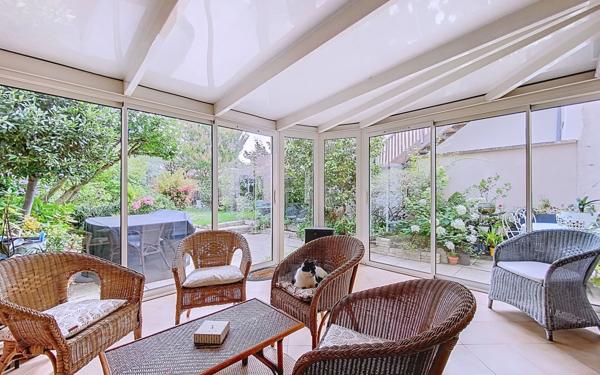 Maison à vendre    4 pièces • 75 m2 Vélizy-Villacoublay