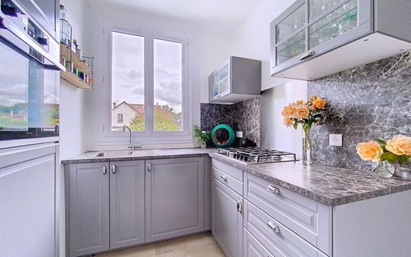 Maison à vendre    4 pièces • 75 m2 Vélizy-Villacoublay