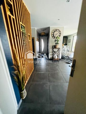 MAISON R+1 121 M² AVEC GARAGE ET PISCINE SUR TERRAIN DE 501 M²