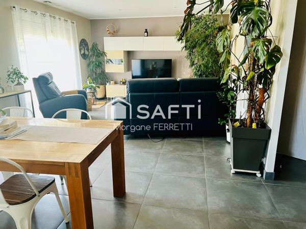 MAISON R+1 121 M² AVEC GARAGE ET PISCINE SUR TERRAIN DE 501 M²