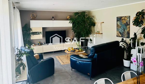 MAISON R+1 121 M² AVEC GARAGE ET PISCINE SUR TERRAIN DE 501 M²