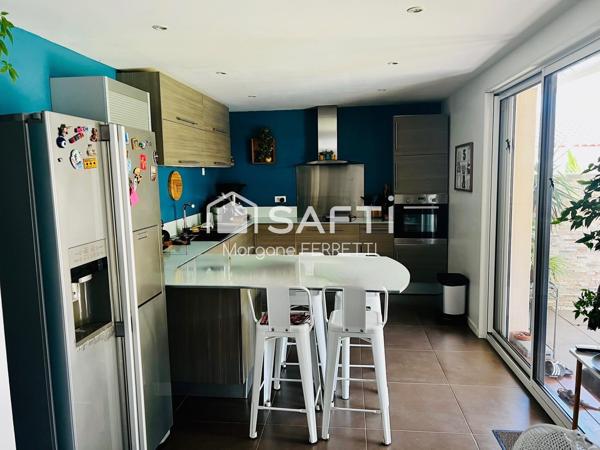 MAISON R+1 121 M² AVEC GARAGE ET PISCINE SUR TERRAIN DE 501 M²