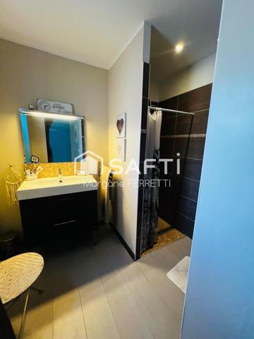 MAISON R+1 121 M² AVEC GARAGE ET PISCINE SUR TERRAIN DE 501 M²