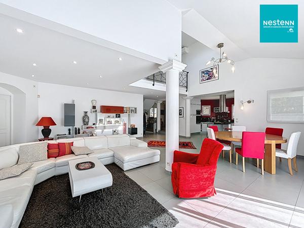 Propriété d'exception - Saint-Just Saint-Rambert - 310 m² hab - Piscine et vue panoramique !