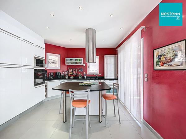 Propriété d'exception - Saint-Just Saint-Rambert - 310 m² hab - Piscine et vue panoramique !
