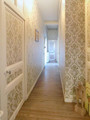 Charmante maison bourgeoise au coeur de Bagneux 137 m² habitables, à proximité immédiate des commerces, écoles.