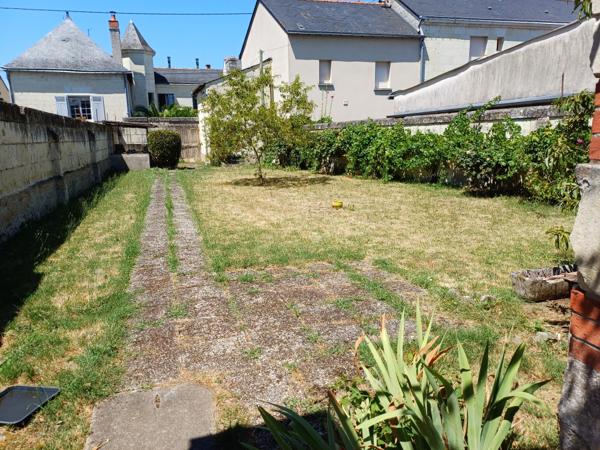 Charmante maison bourgeoise au coeur de Bagneux 137 m² habitables, à proximité immédiate des commerces, écoles.