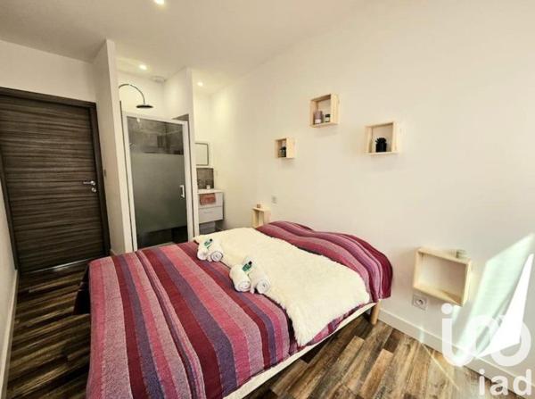 Maison 8 pièces de 336 m² à Garons (30128)