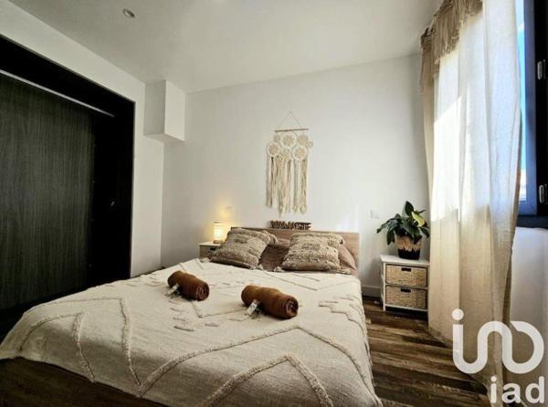 Maison 8 pièces de 336 m² à Garons (30128)