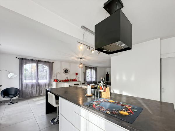 Maison d 'architecte avec piscine