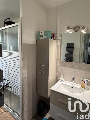 Maison 9 pièces de 219 m² à Fontvieille (13990)