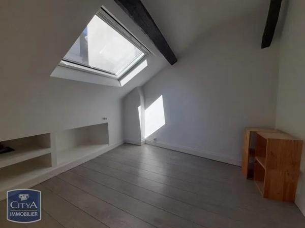 Appartement à louer 4 pièces 70.89m²