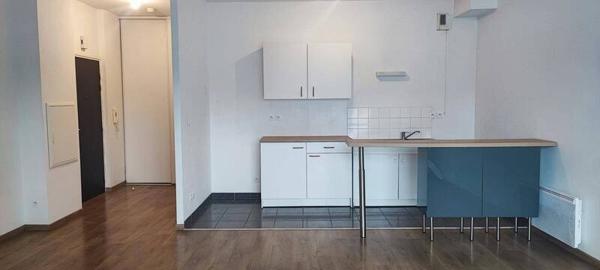 Appartement 3 pièces - 44200 Nantes -  République-Les Ponts