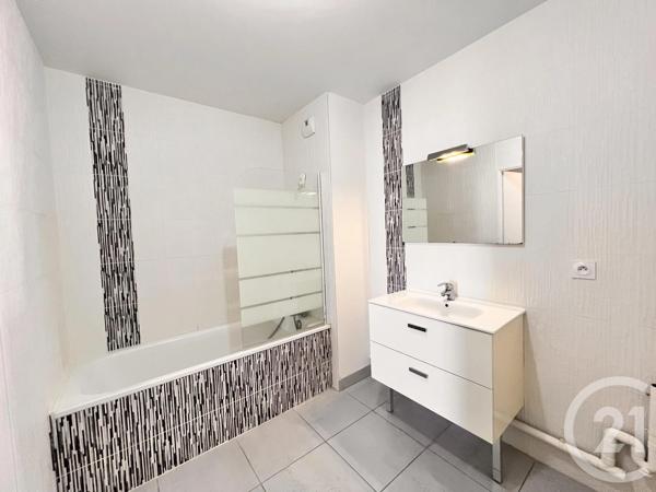 Appartement F3 à vendre  3 pièces - 67,01 m 2   CHAMBRAY LES TOURS  - 37