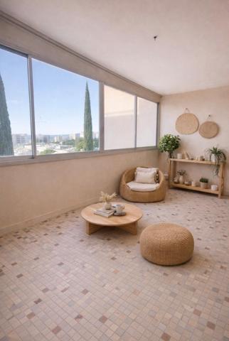 ?? Coup de cœur pour ce spacieux T3 lumineux avec loggias traversantes et beaux volumes !