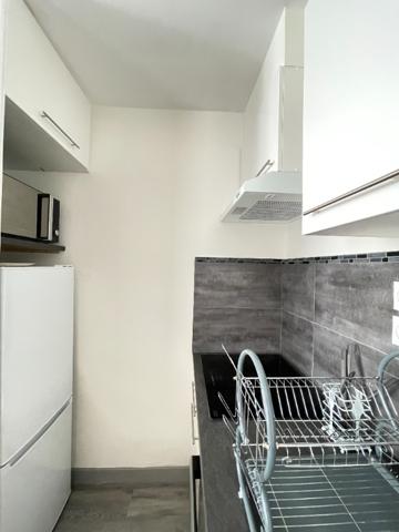 Location
                Appartement53,05 m² - 3 Pièces -
                    ORLEANS (45000)
