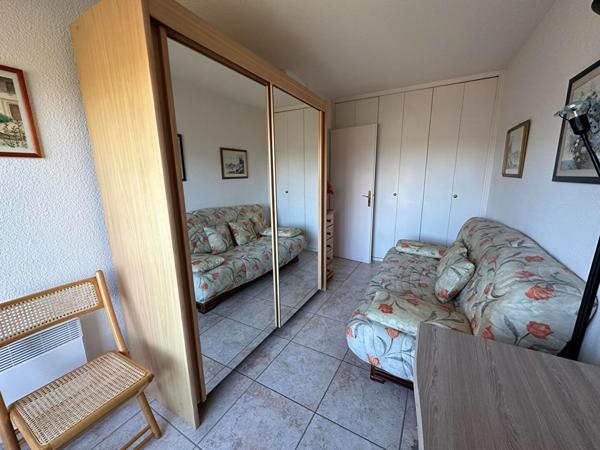 3 PIECES DANS RESIDENCE AVEC PISCINE