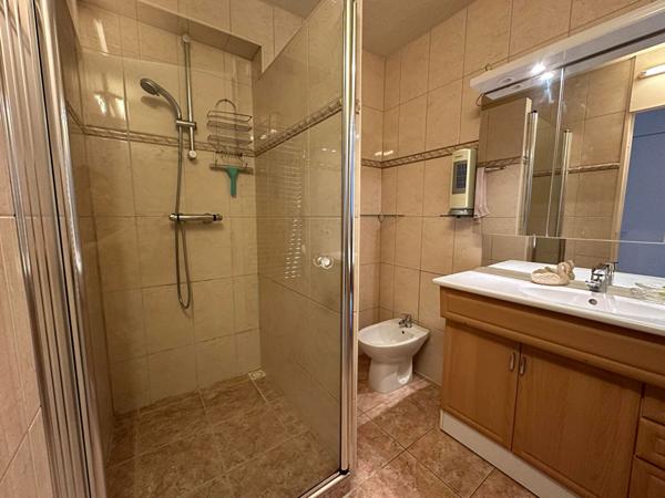 3 PIECES DANS RESIDENCE AVEC PISCINE