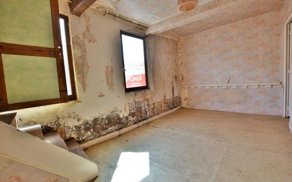 Maison à vendre    3 pièces •  Saint-Ouen