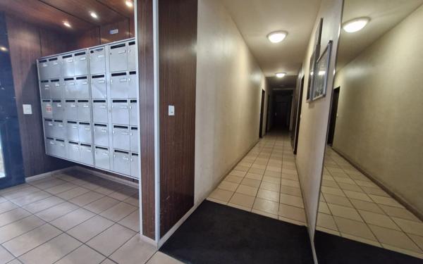 Appartement à vendre    3 pièces • 60,58 m2 Reims