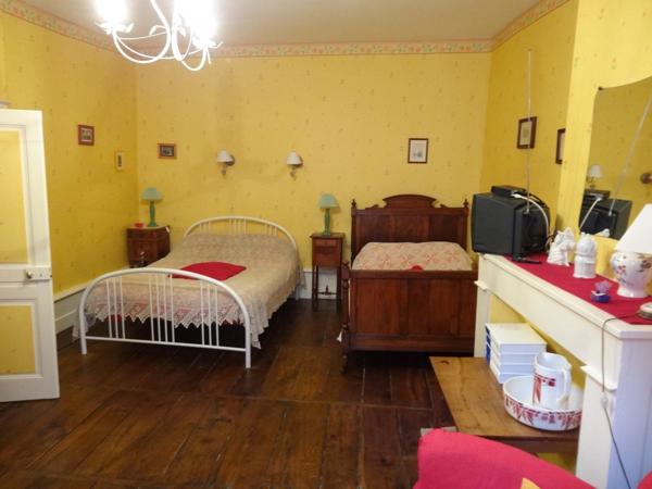 Grande maison de ville avec potentiel pour une chambre d'hôtes